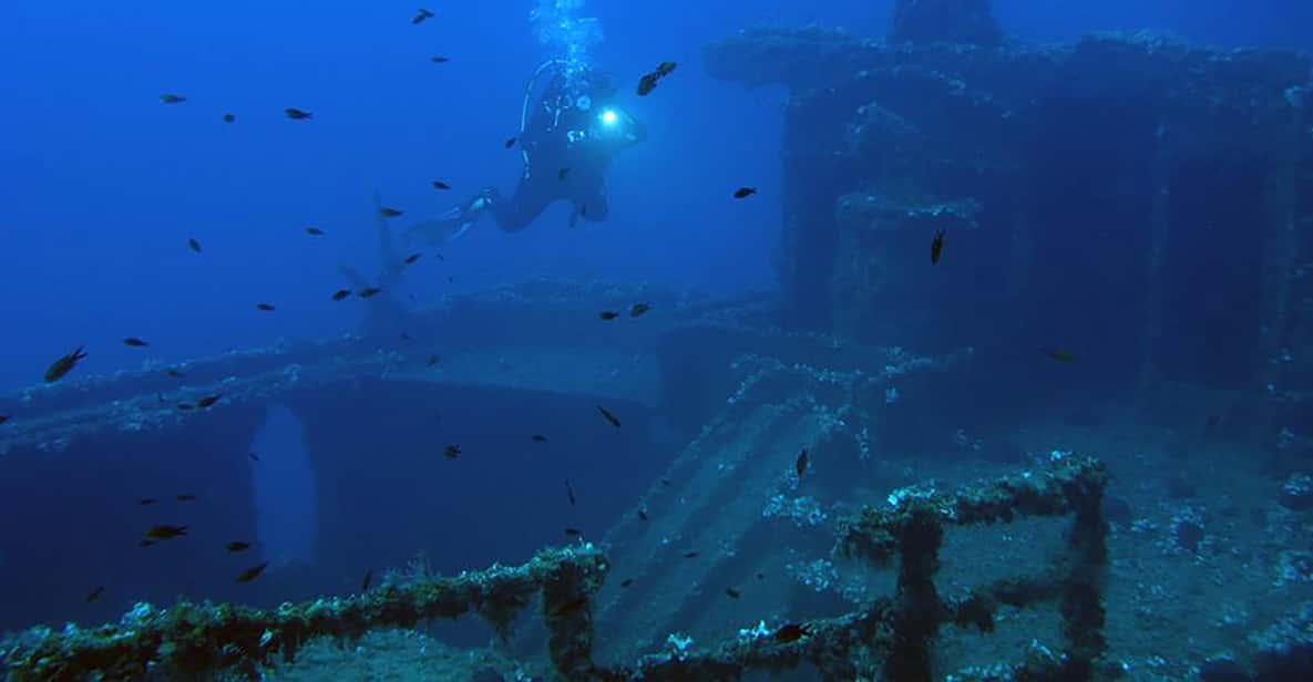 Divers explore ancient shipwreck - The Columbian