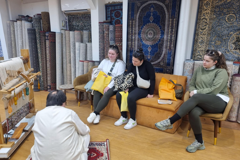 Zakupy w Delhi – wycieczka autem z przewodniczkąZakupy w Delhi – tylko przewodnik