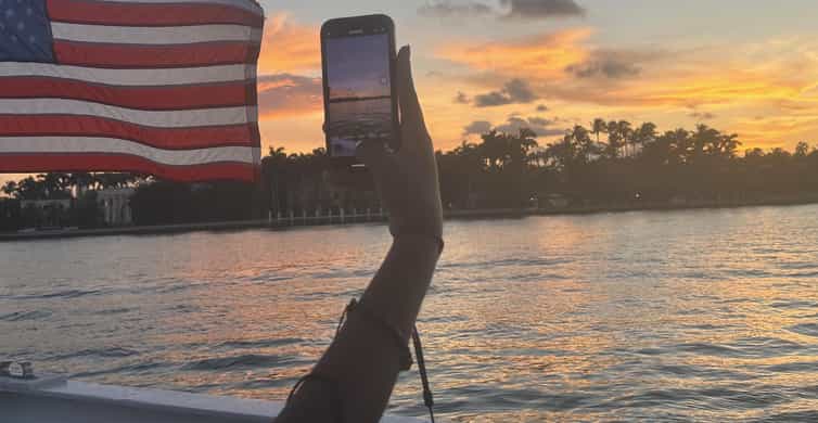 Miami Evening Boat Past Millionaire Homes on Water Taxi photo 5