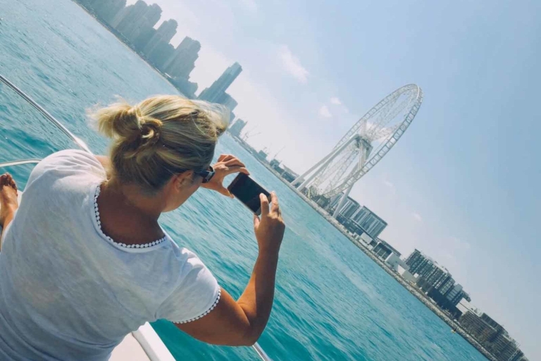 Dubai: Bootstour, Schwimmen, Sonnenbaden & Sightseeing2-stündige private Bootsfahrt