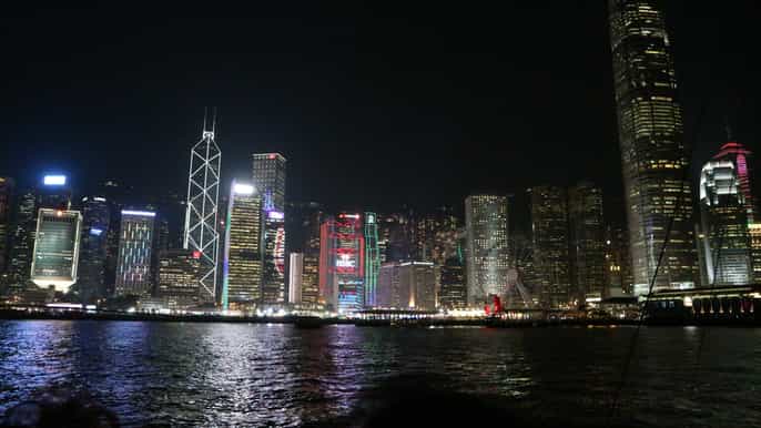 hong kong por la noche crucero por el puerto cena y mercado nocturno