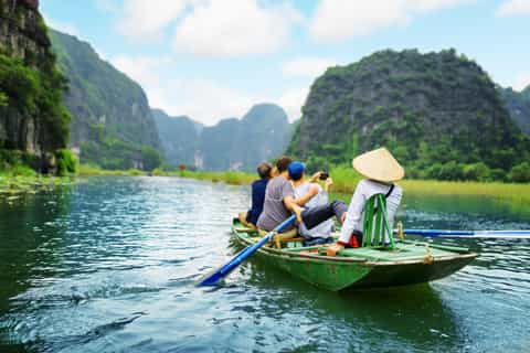 hoa lu tam coc bich dong luxury day tour small group