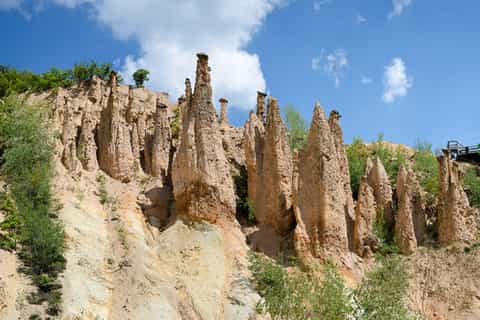 From Belgrade: Full-Day Guided Tour to Nis & Devil's Town