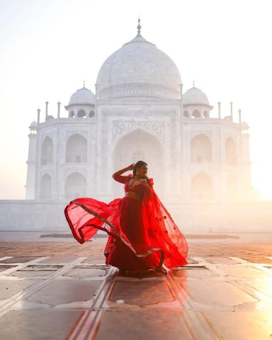 Visit From Delhi Private Taj Mahal Guided Day Trip with Transfers in New Delhi