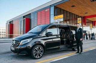 Berlin: Privater Transfer zwischen Flughafen BER und Berlin