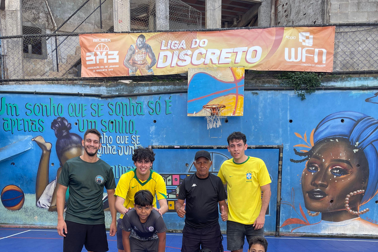 Rio: Rocinha Favela Tour with Local Guide & Capoeira