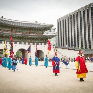 Сеул: утренний 3-часовой тур (дворец, храм и многое другое)