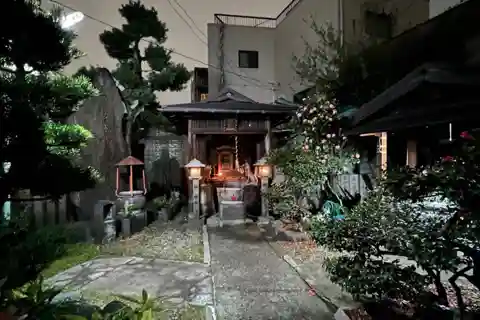 Osaka: Deep Backstreets Walking Tour with Dinner Option