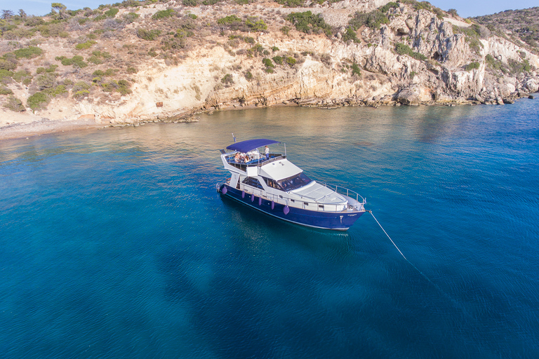 Athens: Private Cruise of Athens Riviera & Saronic Islands