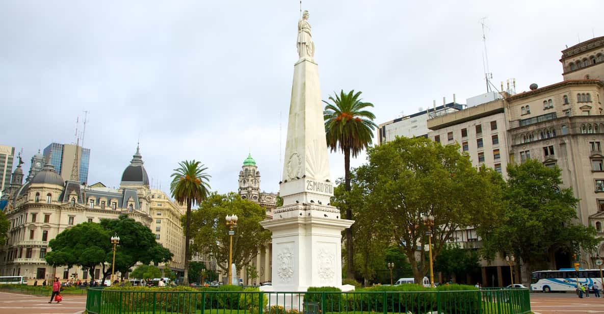 Highlights of Buenos Aires: Small Group 3-Hour Guided Tour