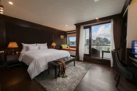 Mon Chéri Cruise 5 Star: Unique 2 Days Halong Bay & Cat Ba