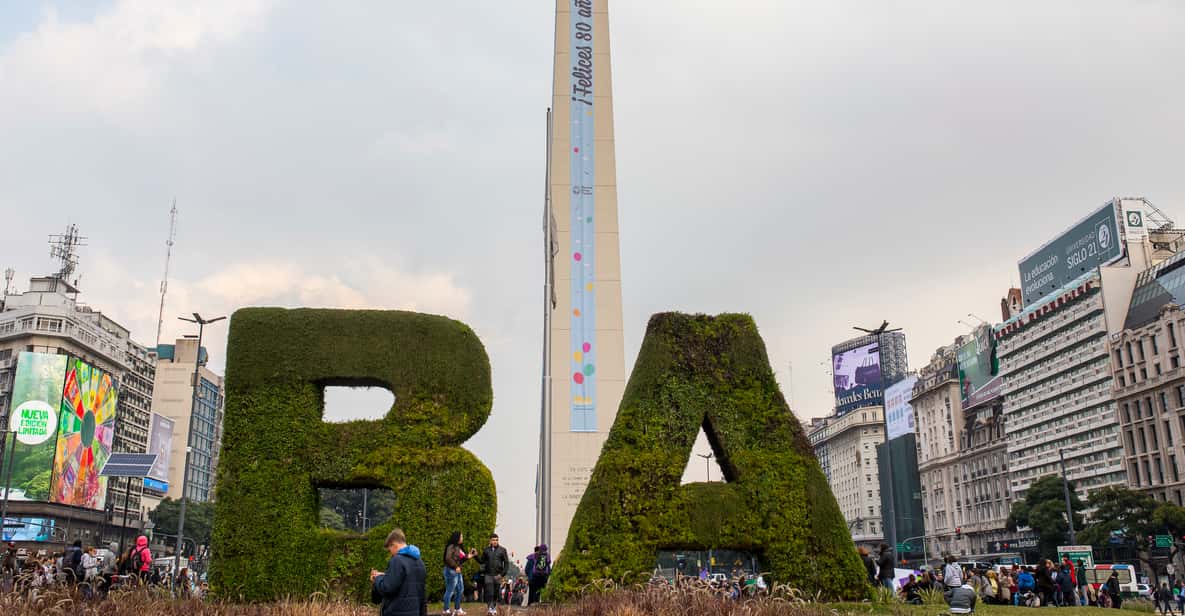 Highlights of Buenos Aires: Small Group 3-Hour Guided Tour