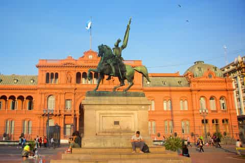 Highlights of Buenos Aires: Small Group 3-Hour Guided Tour