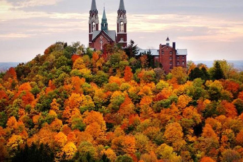 Chicago: Milwaukee &amp; Lake Geneva Maple Foliage 1-Daagse TourTour met ophalen