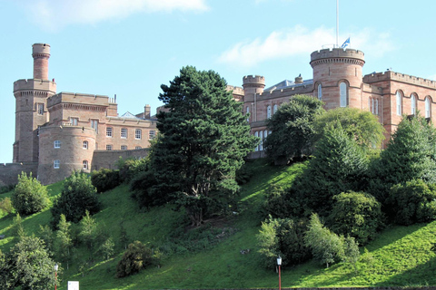 Inverness: Castle Entry Ticket and City Audio Tour