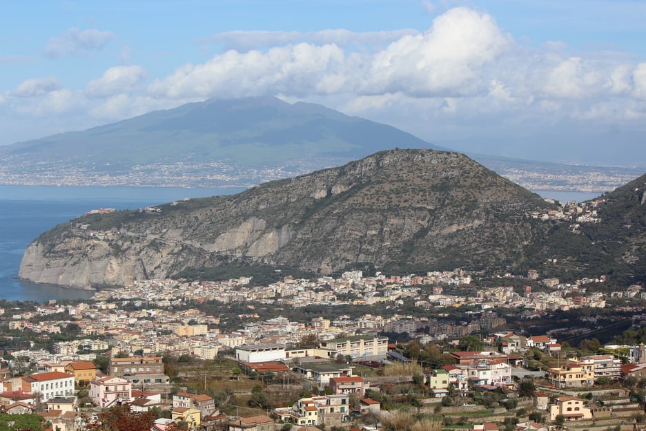 Von Sorrento aus: Privater Transfer nach Rom oder umgekehrt