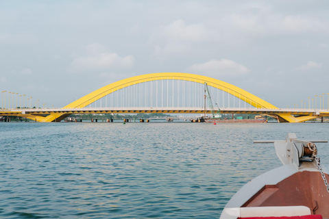 Hue: Luxury Sunset Tea & Dinner Cruise on Perfume River [No Dinner] Luxury Sunset Tea Cruise