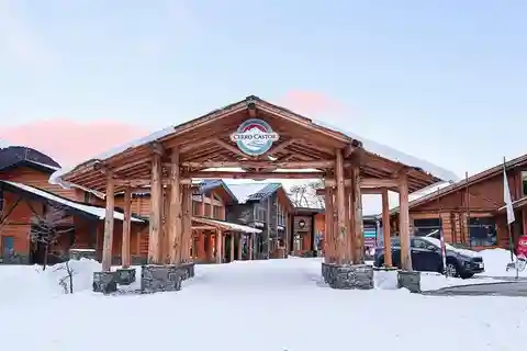 Ushuaia: Cerro Castor (Visitor Pass + Transfer) + Antarctic Experience
