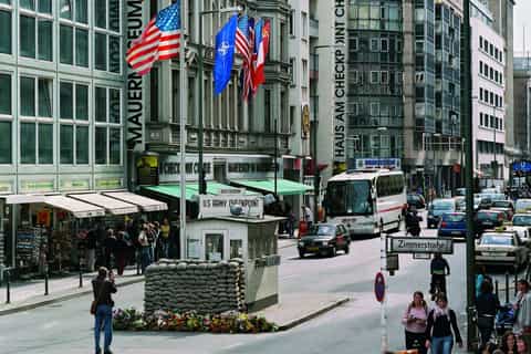skiptheline berlin wall museum at checkpoint charlie