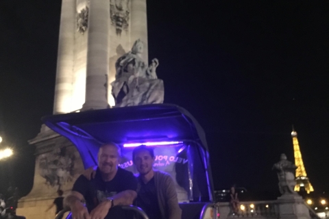 Paris bei Nacht: Rikschafahrt2-stündige Pedicab-Tour