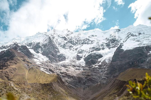 From Ollantaytambo or Urubamba: Humantay Lake Hike