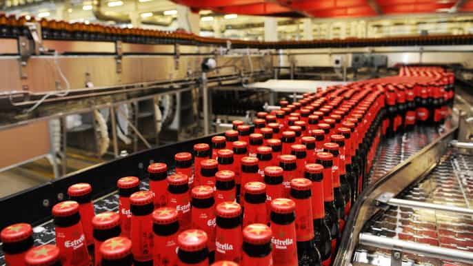 barcelona estrella damm brewery guided tour with tasting