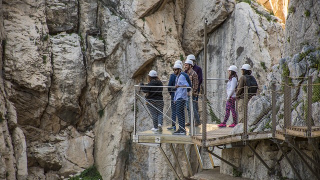 Visit Caminito del Rey Guided Hiking Tour with Entrance Tickets in Malaga