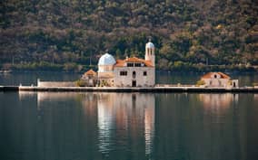 Montenegro: Kotor Bay Tour with Boat Ride from Dubrovnik