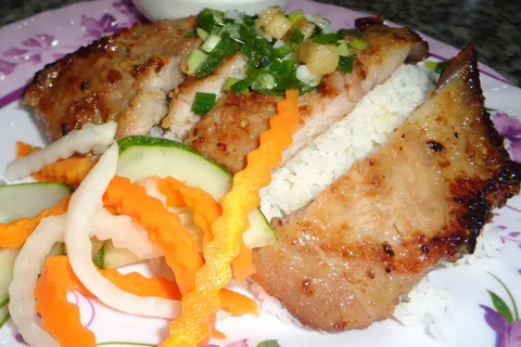 Midnight Street Food Tour in Saigon mit dem Motorrad