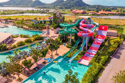 Pattaya: Columbia Pictures Aquaverse Ticket & Hotel Transfer