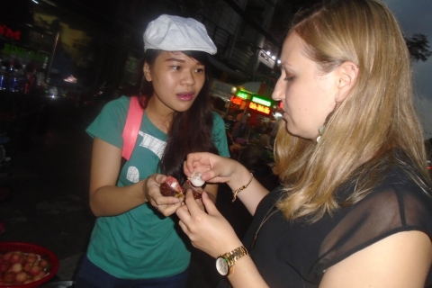 Mitternachts-Street-Food-Tour in Saigon mit dem Motorrad