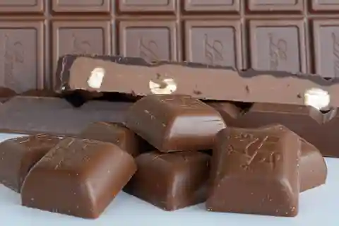 Kampala: Hands-On Chocolate Making Experience