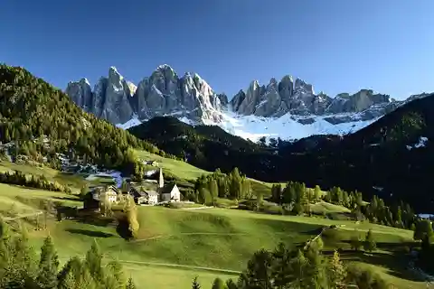 Dolomites Full-Day Coach Tour from Lake Garda