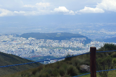 Quito: Mitad del Mundo, Teleférico i Virgen Del Panecillo