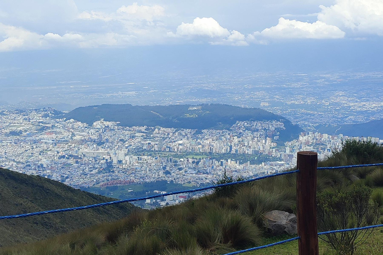 Quito: Mitad del Mundo, Teleférico e Virgen Del Panecillo