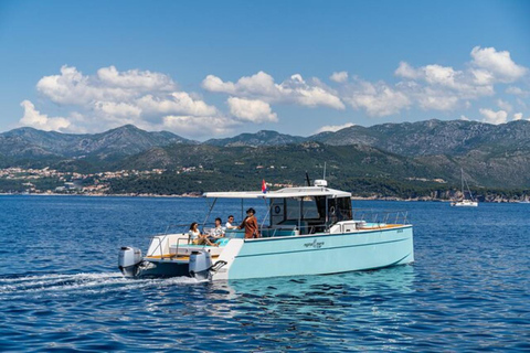 Dubrovnik: Passeio de Catamarã pela Caverna Azul com Bebidas e Snorkel