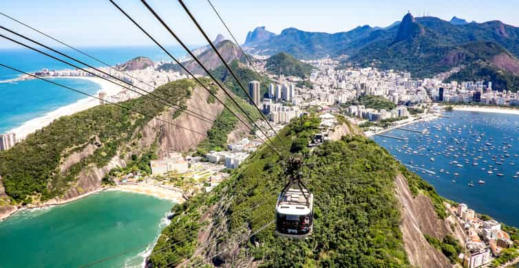 Sugar Loaf with Quick Access and Lunch at the Classic Urca Restaurant