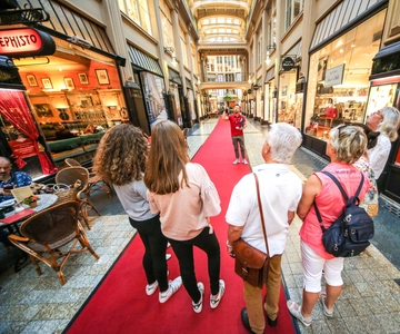 Leipzig: Courtyards, Houses, Trade - Passage Tour in German