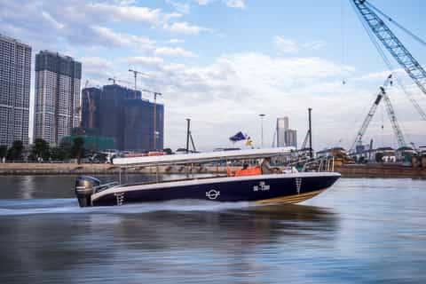 Ho Chi Minh: City Tour by Jeep & Sunset Cruise by Speedboat