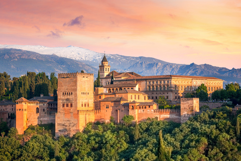 Granada: Tour guiado de 3 horas pela Alhambra e pelos Jardins de GeneralifeExcursão Guiada 3 Horas em Alhambra e Jardins de Generalife