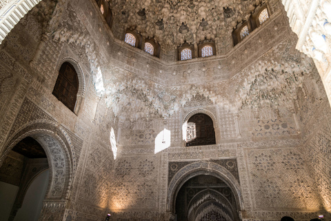 Granada: Alhambra en Generalife-tuinen rondleiding van 3 uur