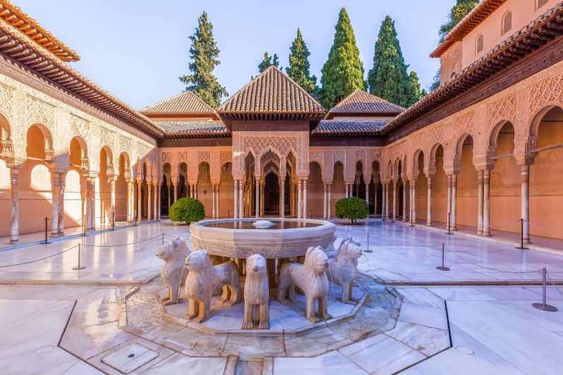 Granada: Alhambra and Nasrid Palaces Guided Tour | GetYourGuide