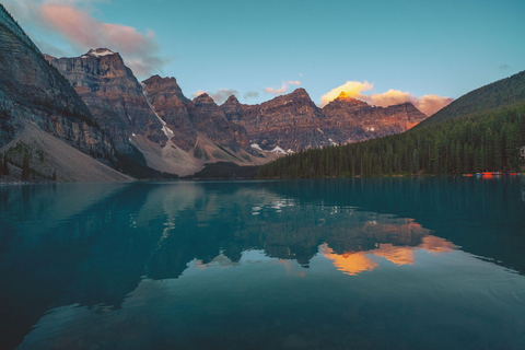 Moraine Lake&Lake Louise Half-Day Shuttle from Canmore/Banff