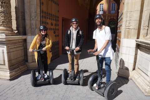 Sevilla: snelle en nieuwsgierige Segway TourSevilla: snelle en curieuze Segway groepsreis