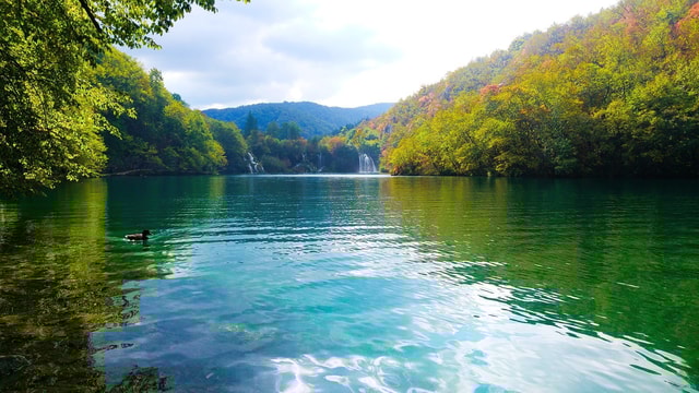 Van Zagreb: Plitvice Meren Guided Day Trip