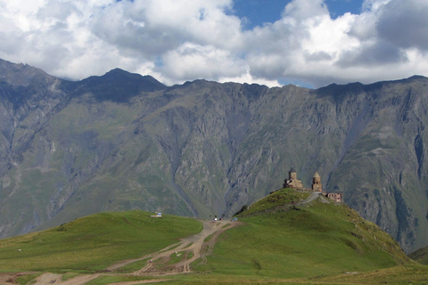 Excursión a Mtskheta, Ananuri, Gudauri y Kazbegi desde Tbilisi