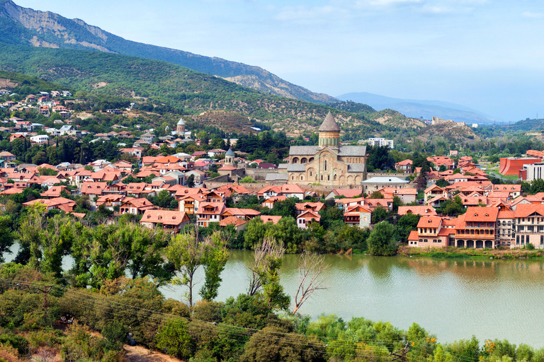 Excursión a Mtskheta, Ananuri, Gudauri y Kazbegi desde Tbilisi