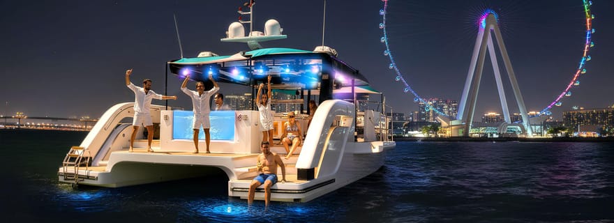Port de Dubaï : Soirée sur le yacht Ozone avec DJ et open bar