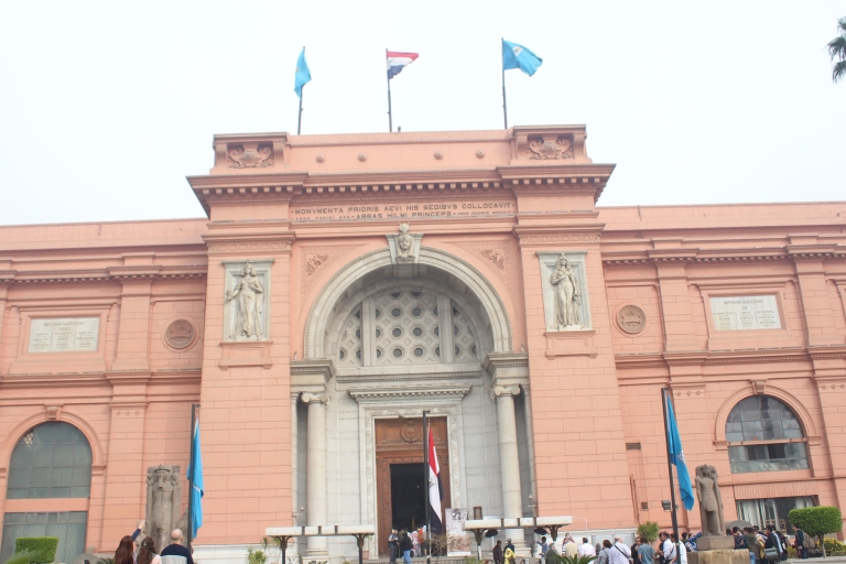 Kair: Bilet i transfer do Egipskiego Muzeum StarożytnościWycieczka z Kairu