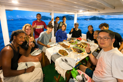 Labuan Bajo: 3-Day Komodo Sailing Ocean View Cabin All Fees Standard Boat | Sharing Room Ocean View | Tiket not Included